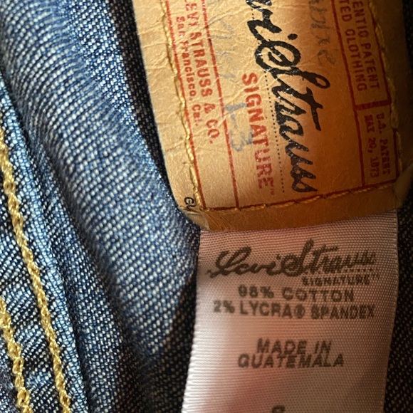 Levis denim jacket for girls - Picture 2 of 3